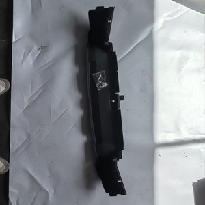 Auto Parts Factory <b>Radiator</b> Lower Baffle 16683-36030 For Toyota Nx200 Replacement Part - Product Image 1