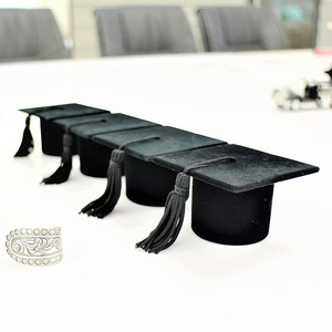 Caja de joyería flocada con diseño de gorro de doctor y gorro de maestro, para anillos y joyas, caja de regalo de graduación universitaria, desempaquetada y empaquetada en caja de embalaje - Product Image 4