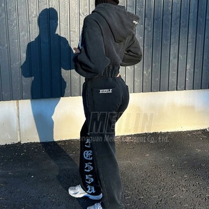 Ensemble de survêtement personnalisé pour femme avec broderie, gris délavé, 100 % coton, sweat à capuche zippé et pantalon de survêtement - Product Image 4