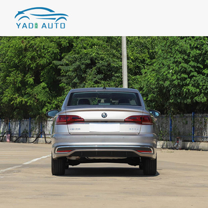 Volkswagen <span class=keywords><strong>Bora</strong></span> d'occasion fiable avec de superbes caractéristiques et toit ouvrant panoramique pour la <span class=keywords><strong>famille</strong></span> - Product Image 4