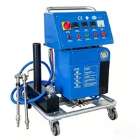 Machine de pulvérisation de mousse de polyuréthane haute performance à entraînement hydraulique, contrôle PLC Linux, système de chauffage complet, garantie 1 an, strictes exigences