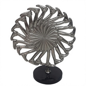Venta caliente estatua de aluminio de metal con base de trofeo objeto de metal escultura decorativa interior personalizada de alta calidad por DI - Product Image 1