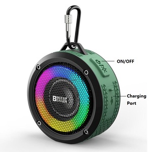 Haut-parleur Bluetooth personnalisé BTS200 avec lumière RVB colorée et crochet pour le cyclisme en plein air, la randonnée en montagne, étanche IPX7, subwoofer sans fil - Product Image 4