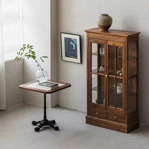 Vitrina de Madera con Puertas de Vidrio Enmarcadas, Diseño Moderno y Minimalista, Ahorro de Espacio, Mueble Hecho a Mano para Sala de Estar, Estilo Africano - Product Image 5