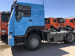 Camion tracteur d'occasion Sinotruk Euro2 Diesel 6X4 à direction à gauche HOWO 10 roues avec capacité de charge de 21-30T, 371 ch, caméra arrière 360° - Product Image 5