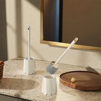 Luxe vergulde toiletborstelset met inbouwhouder, verborgen camera, flexibele kop met meerdere standen, draagbaar, PP desinfectie.