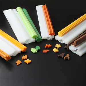 Moule en silicone pour savon en forme <span class=keywords><strong>de</strong></span> feuille <span class=keywords><strong>de</strong></span> tulipe, poisson rouge, abeilles, pour incrustations <span class=keywords><strong>de</strong></span> savon, fournitures pour la fabrication <span class=keywords><strong>de</strong></span> bougies en cire <span class=keywords><strong>de</strong></span> soja, motifs sapin <span class=keywords><strong>de</strong></span> Noël, flocon <span class=keywords><strong>de</strong></span> neige - Product Image 4