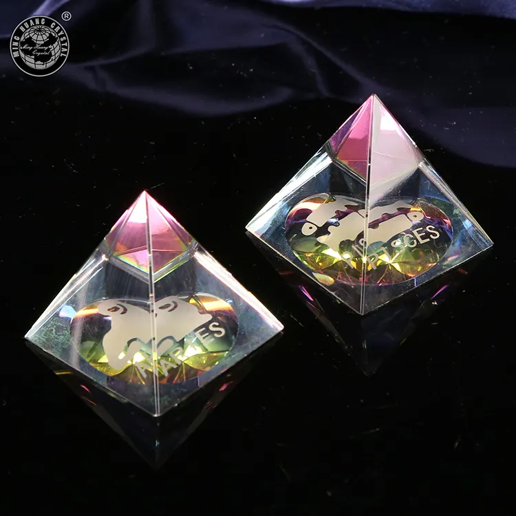 MH-JT0089 produtos da empresa lembranças de pirâmide cristal