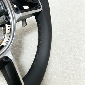 Volant en cuir pleine fleur personnalisé pour Porsche 991 991.2 <span class=keywords><strong>Gt3</strong></span> 911 991.2 992 987 Cayenne 958 Boxster 718 Cayman Macan - Product Image 2