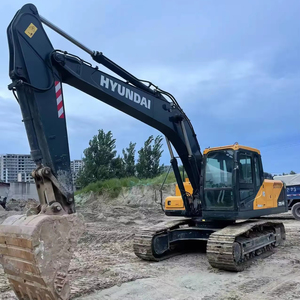 Excavatrice sur chenilles Hyundai d'occasion, 80% neuve, Hyundai 215VS, faible nombre d'heures, d'occasion, Corée, prix bas, bon état, à vendre - Product Image 1