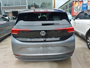 Volkswagen ID3 Pure+ Eléctrico Usado del 2022 - Product Image 2