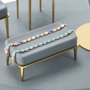 Présentoir à bijoux de luxe Zebo Gray, présentoir à bagues, support pour boucles d'oreilles, plateaux à bagues, présentoir à bijoux avec base en métal - Product Image 4