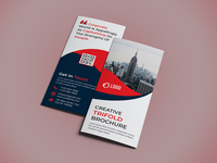 Impression de brochures, dépliants et prospectus pliés à trois panneaux et six pages
