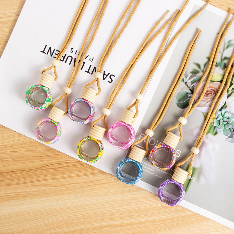 มีสีสัน