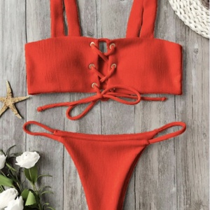 Maillot de bain une pièce personnalisé pour femme avec imprimé à pois, service OEM, position du logo sur le devant - Product Image 2