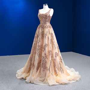 Vestido de Maternidad 222168 Antiestático con Volantes, Pliegues, Silueta en A Natural, Cuello Cuadrado Clásico, Encaje Champán, Cola de Capilla - Product Image 3