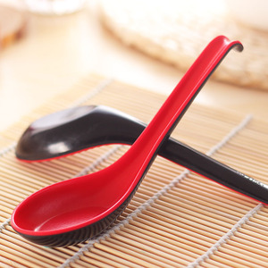 Red And Black Melamine Soup Spoon Long Handle Food Grade Material Restaurant Hotel Use Solid Color Pattern - Product Image 2
