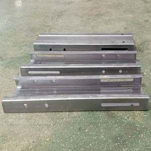 آلة صنع أعمدة السياج على شكل شوكة الشيطان - Product Image 2