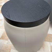 Table d'appoint ronde de luxe moderne avec revêtement en cuir et surface en bois, surpiqûres verticales beiges pour salon