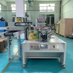 Máquina de impresión de almohadilla de regla de plástico completamente automática de alta eficiencia con sistema de alimentación automática - Product Image 2