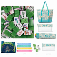 Ensemble de Mahjong de Noël en gros, 160 tuiles acryliques, tapis, 4 supports, sac pliable étanche, étui de transport portable pour dés, cadeau de fêtes
