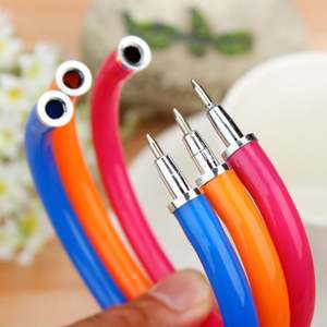 Stylo à bille flexible avec bracelet de poignet - Product Image 2