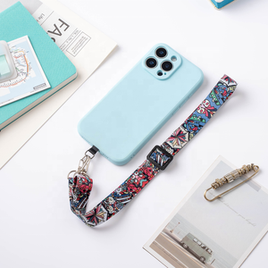 プレミアム エスニック風 カスタム 携帯ストラップ レトロ トーテム柄 ロゴ入り ポリエステル製 全機種対応 斜め掛け ランヤード - Product Image 1