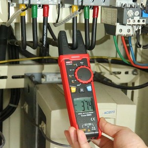 Pince ampèremétrique numérique UNI-T UT256A True RMS, testeur de courant alternatif, voltmètre, testeur de condensateur et de fréquence - Product Image 2