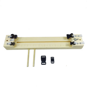 Regolabile Logo Personalizzato jig <span class=keywords><strong>Paracord</strong></span> <span class=keywords><strong>Bracciale</strong></span> Maker Cornice In Legno <span class=keywords><strong>Paracord</strong></span> Intrecciare I Tessitura FAI DA TE Strumento di sopravvivenza all'aperto Kit - Product Image 5