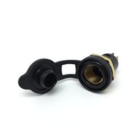 Prise DIN femelle universelle 12-24V (plastique PC) compatible avec Hella