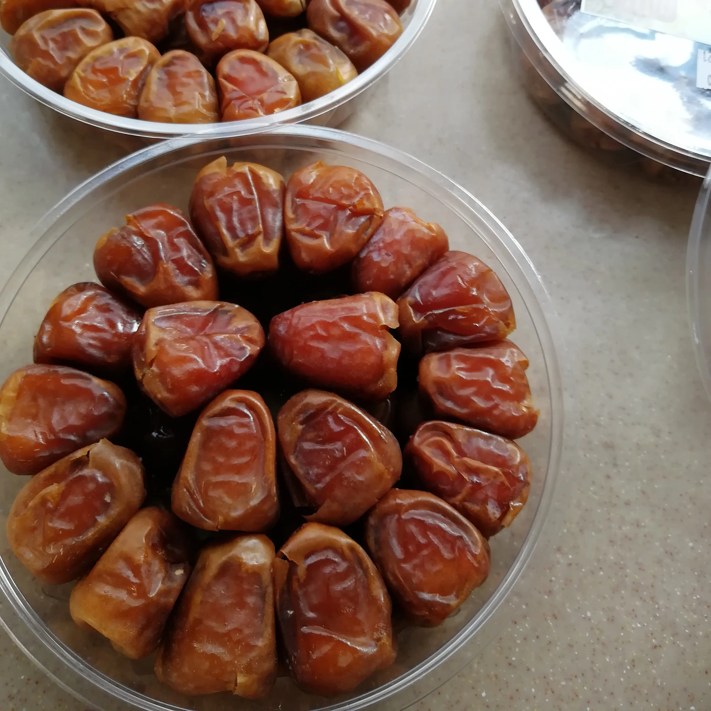 Sukkari Rutab Dates | Delicious mushy taste & 100 % most luxury grade Saudi Dates.