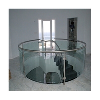 Colonne monolithique en acier inoxydable, balustrade moderne en verre trempé à faire soi-même pour les balcons d'hôtel et les garde-corps de centres commerciaux