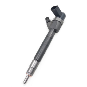 Pièces automobiles <span class=keywords><strong>Injecteur</strong></span> de carburant 0445110024 A6110700687 pour moteur <span class=keywords><strong>Mercedes</strong></span>-Benz OM611 OM612 <span class=keywords><strong>W203</strong></span> CL203 S203 C209 S210 B903 - Product Image 2