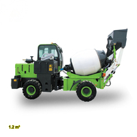 Nouveau camion malaxeur à béton mobile entièrement hydraulique de Chine, auto-chargeant avec moteur fiable