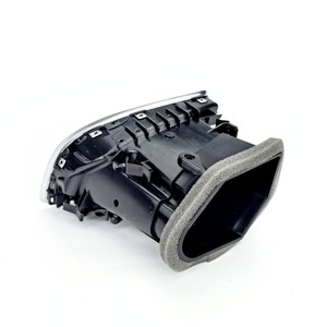 ช่องระบายอากาศ Audi A4LB8A5 รุ่น 8KD820901 ช่องระบายอากาศตรงกลางแผงหน้าปัด อะไหล่พลาสติกทดแทน - Product Image 4
