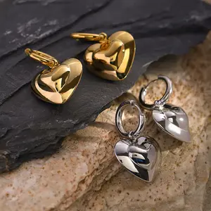 16k Gold Stainless Steel Gold Smooth Heart Earring Fashion Sweet Romantic Heart Pendant Ear Buckle Jewelry for Women