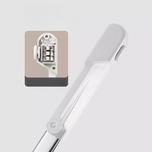 Nouveau type de <span class=keywords><strong>bande</strong></span> anti-acné lumineuse avec kit d'aiguilles LED, pince à points noirs en acier inoxydable et aiguille anti-acné - Product Image 4