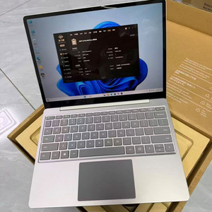 OFERTA ESPECIAL: <span class=keywords><strong>Microsoft</strong></span> <span class=keywords><strong>Surface</strong></span> Laptop Go1 <span class=keywords><strong>I5</strong></span>-10ma Generación, 8GB RAM, 256GB SSD, Portátil de 12.4 Pulgadas para Negocios y Educación - Product Image 1