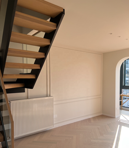 VIKO Vendita Diretta del Produttore di Gradini in Legno Naturale Massiccio, Installazione Rapida, Scala Prefabbricata a Doppia Struttura - Product Image 6