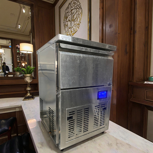 Commercial 220V Compressor <b>Ice</b> <b>Makers</b> for Bars Coffee Shops 30*30mm Customizable Cubes 20kg Storage Direct Factory Supply <b>Ice</b> Ma - Product Image 5