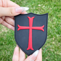 Patch personnalisé en PVC 3D avec croix des Templiers, croix de la marine américaine, motif cœur et fleur, fixation auto-agrippante, éco-responsable, en promotion