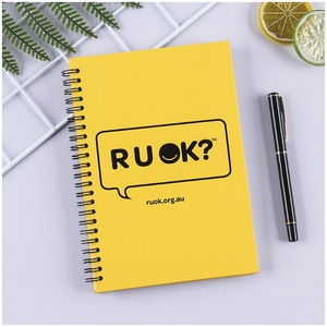 2026 도매 맞춤형 학교 사무용 노트북 휴대용 A5 하드커버 스파이럴 노트패드 저널 로고 포함 친환경 종이 - Product Image 3