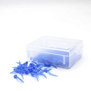 Confezione da 100 Pezzi di Cunei Dentali Monouso con Foro, Design Concavo ad Arco in Plastica Medica, Certificati CE - Product Image 5