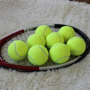 Großhandel/Custom High Elastic ity und Resistant Rubber Training Tennisball Stock Gelbe Farbe Akzeptieren Sie Custom Logo