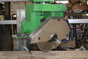 Scie à pont durable à 5 axes conçue pour le traitement continu du marbre industriel avec des besoins de maintenance réduits - Product Image 6