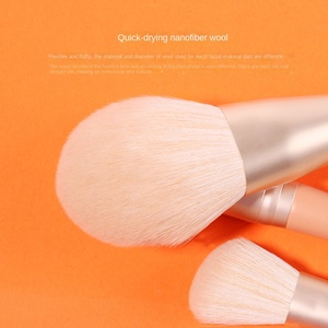 Nouvel ensemble de pinceaux de maquillage de voyage 11 pièces, style personnalisé, manche en bois corail, poils synthétiques, couleur <span class=keywords><strong>orange</strong></span> - Product Image 4