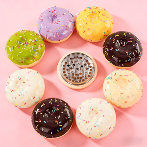 Molino de Hierbas Secas Clásico Rukioo de 72 mm y 3 Partes, de Aleación de Zinc, en Forma de Donut - Product Image 1