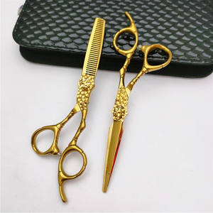 กรรไกรตัดผม CF ขนาด 6.0 นิ้ว ชุบทอง สำหรับช่างมืออาชีพ ใช้สำหรับคนถนัดขวา อุปกรณ์เสริมสวย - Product Image 5