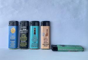 Briquet électro rechargeable résistant aux enfants en gros d'usine pour <span class=keywords><strong>cigarette</strong></span> pour camping en plastique - Product Image 3