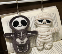 Porte-clés en peluche Z Cute Halloween : Squelette et momie, breloque de sac pour les amateurs d'horreur, décoration de sac à dos et idée cadeau